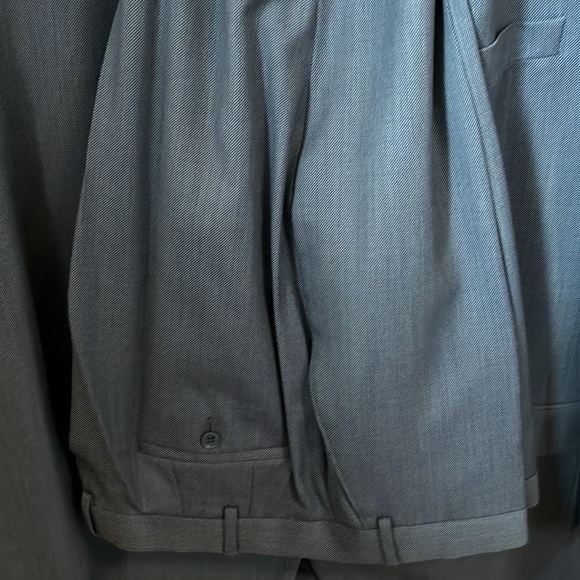 Michael Kors 48 R Men’s Suit - Picture 5 of 8